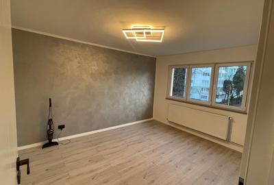Garsoniera decomandata in bloc de apartamente, Str. Zizinului - 6