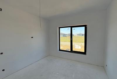 Casa noua parter cu PANOURI FOTOVOLTAICE, teren 553 mp - 9