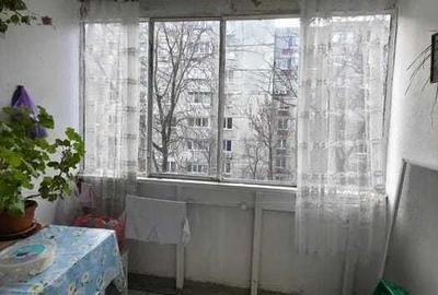 De vanzare apartament 3 camere Crangasi - 4