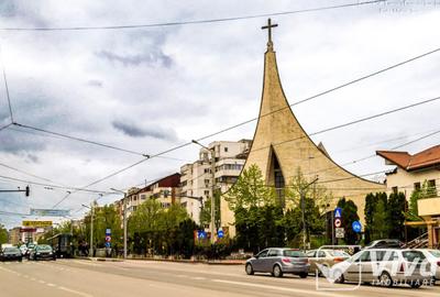 Renovat Complet! Biserica Catolică, Nicolina – 2 Camere, 56Mp, bloc 1986 - 1