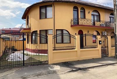 Duplex cu 4 camere în Roșu