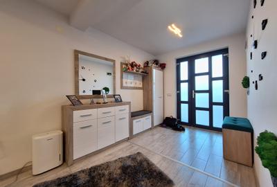 Duplex cu 4 camere în Jucu