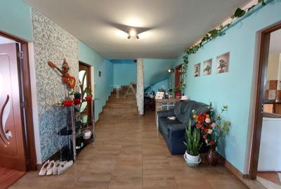 Oportunitate unica! Casa cu 4 camere ideala pentru familie. - 3
