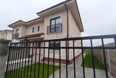 Duplex cu 5 camere în Moșnița Nouă