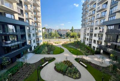 Apartament cu 2 camere semidecomandat, mobilat în Baza 3