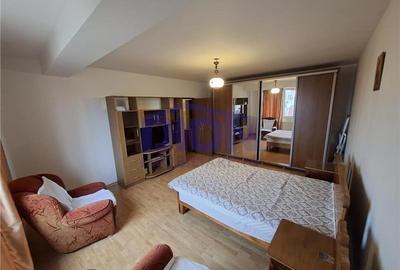 Garsonieră decomandată în Drumul Taberei