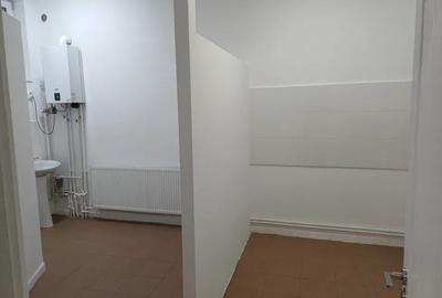 Spatiu comercial vitrat, 60 MP, zona Podul Traian - 4