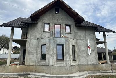 Casă / Vilă cu 5 camere de vânzare - 3