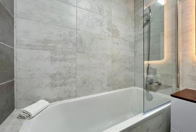 Apartament 2 camere de inchiriat-parcare subterana-vedere superba lac- etaj 5 - 12
