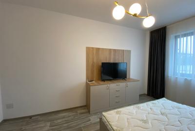 De inchiriat- Apartament nou - 3