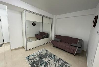 Inchiriem studio in Micro 17 , etaj 2 bloc ROKA, parcare privata, - 15