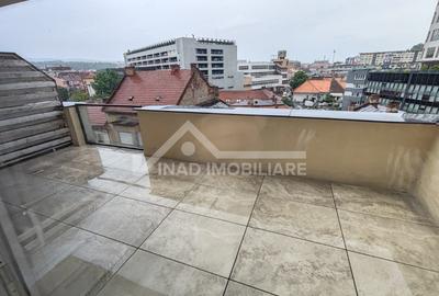 Apartament cu 3 camere, 2, bai, balcon si terasa, Str. Constanta - 12