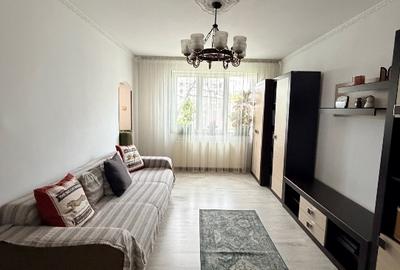 Închiriez apartament 3 camere - 1