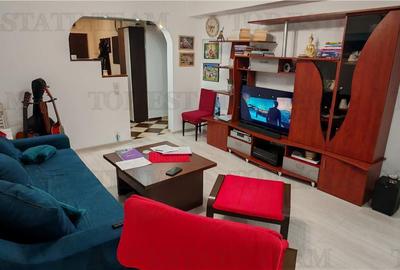 Apartament de 4 camere, cu centrala proprie, foarte spatios, in Militari, la 2 m - 3