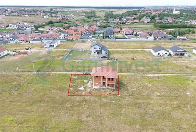 Casa spatioasa cu etaj la rosu de vanzare, Cihei, Bihor - 1