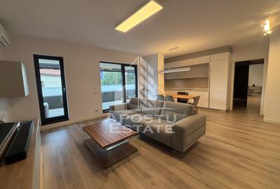 Apartament cu 3 camere semidecomandat în Take Ionescu