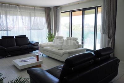 Apartament cu vedere spectaculoasa spre mare si lac - 2