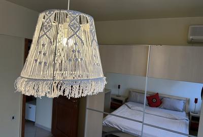 Apartament 2 dormitoare cu hol locuibil, 2 balc, centrala proprie, bloc solid - 16