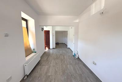Spațiu comercial de Închiriat in zona centrala - 6