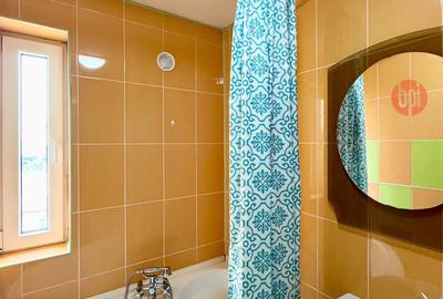 SE INCHIRIAZA micro-apartament tineresc, 2 camere, etaj 4 (cu sarpanta), situat - 8