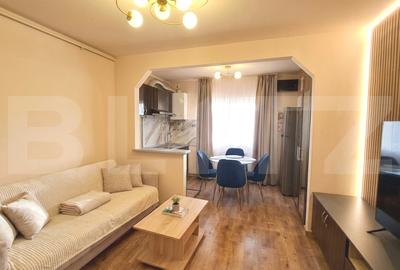 Apartament cu 3 camere decomandat, mobilat în Noua