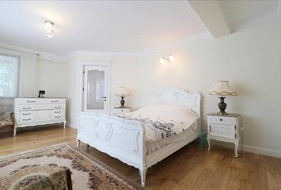 Apartament Duplex, in centrul Iasiului, finisaje premium si curte - 1