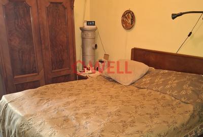 CASĂ DE VÂNZARE - 2