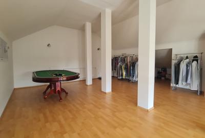 Vila impozanta in zona linistita la 15 minute de capitala! - 26