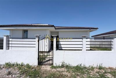 Casa Individuala - 4 camere - 3 bai - 370mp teren - 1