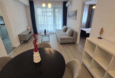 Apartament cu 2 camere semidecomandat, mobilat în Pipera