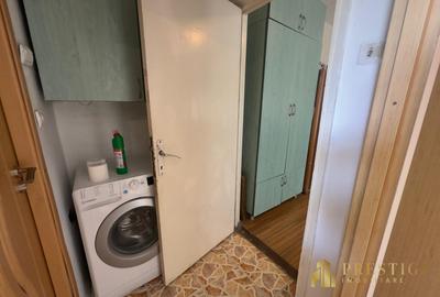 Apartament cu 3 camere de vanzare pe str.Selimbarului-Oradea - 18