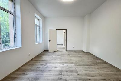 Spațiu renovat lângă Mitropolie | pretabil birouri | etaj 1 - 10