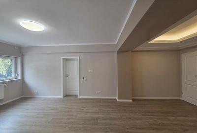 Apartament cu 3 camere decomandat în Armeneasca