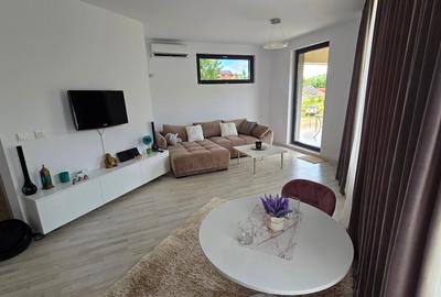 Apartament cu 2 camere decomandat, mobilat în Sisești