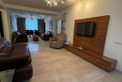 Apartament de lux - prima inchiriere - 50mp de plaja - CENTRU - mobilat, utilat - 3