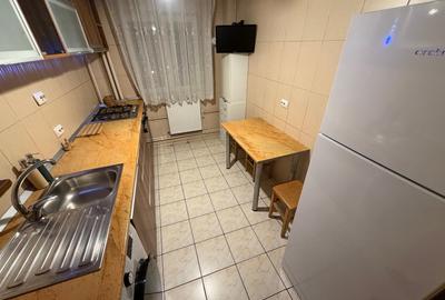 Apartament cu 2 camere decomandat în Dristor