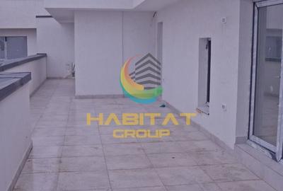 Penthouse cu 3 camere decomandat în Central