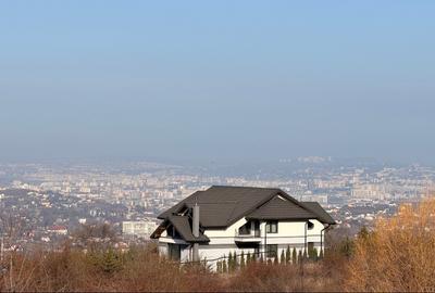 Teren cu vedere panoramica IASI - 2