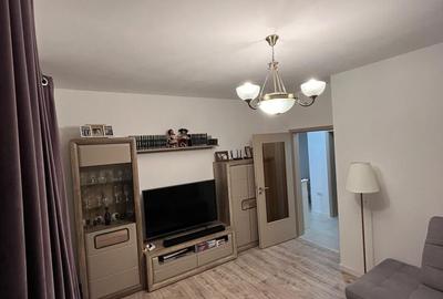 Apartament cu 2 camere decomandat în Giroc