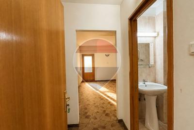 Spațiu de birouri zona centrala - langa primarie - 6