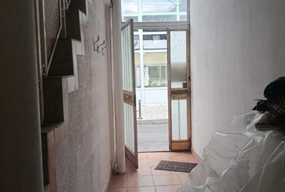 Casă de vânzare 269 mp în zona Piața Victoriei - 3