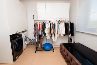 Vilă exclusivistă | 290 mp utili | Teren 719 mp | Piscină încălzită | - 46