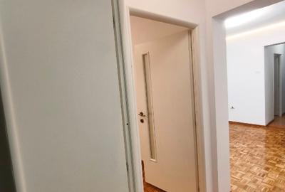 Apartament renovat integral, impecabil, ideal investiție. - 1