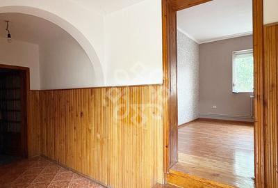 Casa si spatiu de productie in Iosia, teren 839 mp - 3