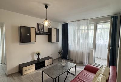 Apartament cu 2 camere semidecomandat, mobilat în Mihai Viteazul