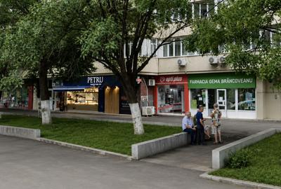 Spatiu comercial | Metrou Constantin Brancoveanu | Suprafata 120 mp - 1