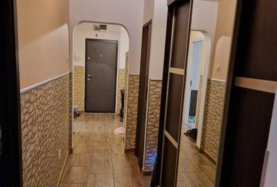 Apartament cu 3 camere decomandat în Gară