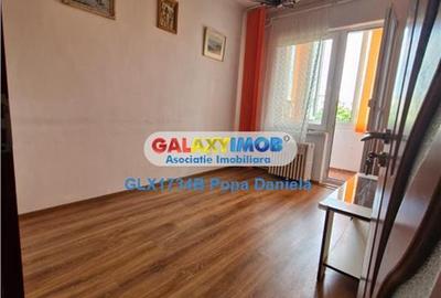 Apartament cu 3 camere decomandat în Dristor