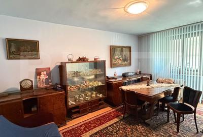 Apartament cu 2 camere decomandat, mobilat în Central