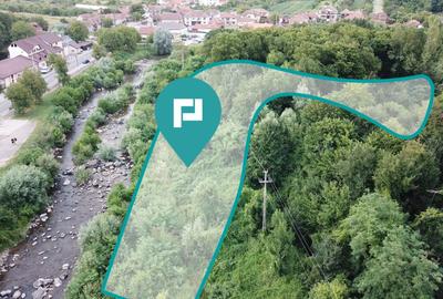 Teren Construcții intravilan de 13861 mp, în Est
